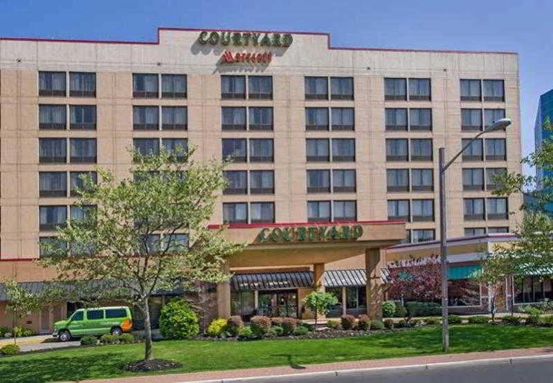 Hotel Courtyard By Marriott Secaucus Meadowlands Exterior foto