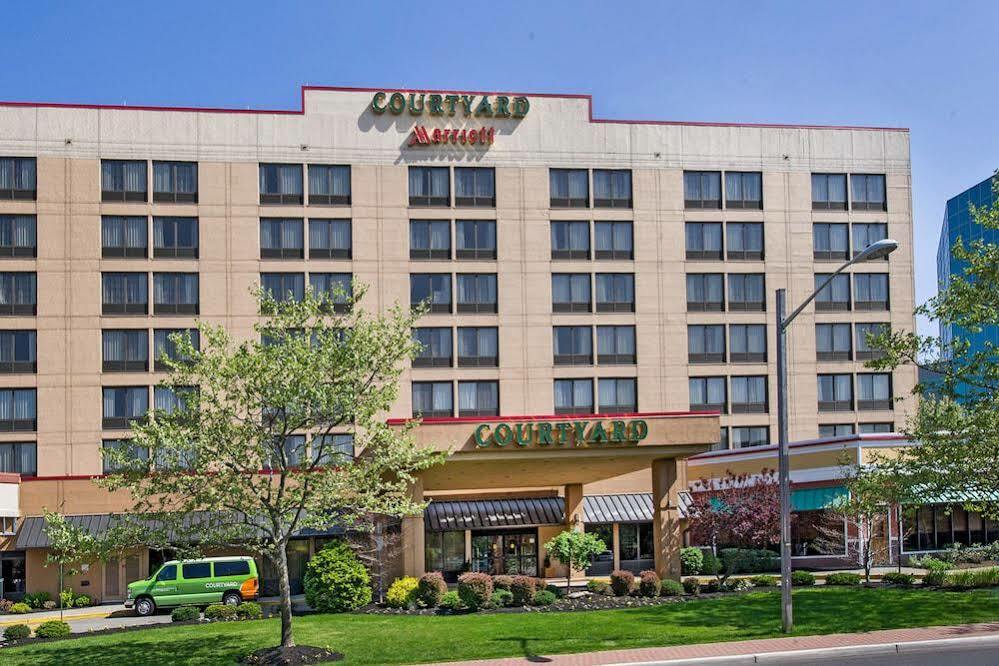 Hotel Courtyard By Marriott Secaucus Meadowlands Exterior foto